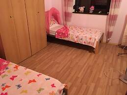 Inviting 4-bed Villa in Dolishte