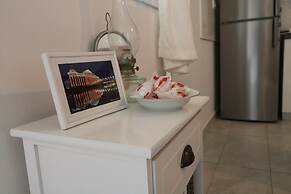 Stunning Apartment for 7 Close to Several Beaches