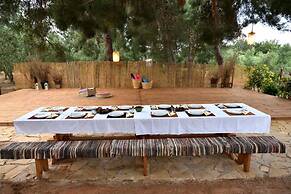 Glamping at a Lovely Tent in Skiaxtro- Marathopoli