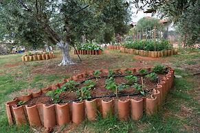 Glamping at a Lovely Tent in Skiaxtro- Marathopoli