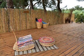 Glamping at a Lovely Tent in Skiaxtro- Marathopoli