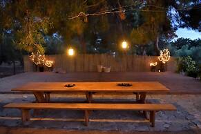 Glamping at a Lovely Tent in Skiaxtro- Marathopoli