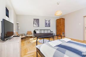 Studio Chopina Cracow by Renters