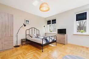 Studio Chopina Cracow by Renters