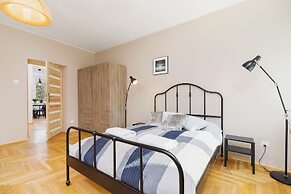 Studio Chopina Cracow by Renters