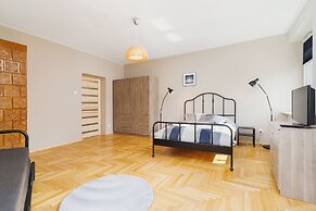 Studio Chopina Cracow by Renters
