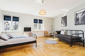 Studio Chopina Cracow by Renters