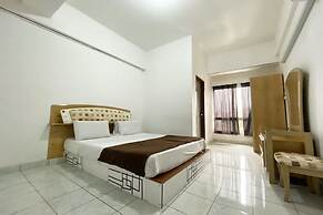 OYO 90184 Api Api Guesthouse 533