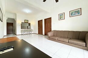 OYO 90184 Api Api Guesthouse 533