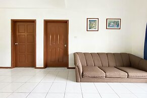 OYO 90184 Api Api Guesthouse 533