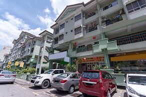 OYO 90184 Api Api Guesthouse 533