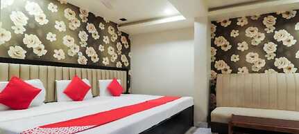 Goroomgo Kabir charbagh Lucknow