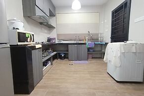 OYO 90203 Emma Sukma Homestay