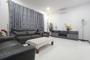 OYO 90203 Emma Sukma Homestay