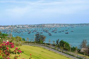 Centara Mirage Resort Mui Ne