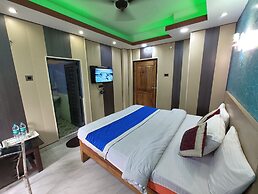 Goroomgo Puri Inn Puri