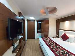 Goroomgo Moon Nainital