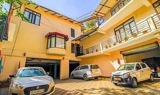 Goroomgo Moon Nainital