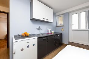 Apartments and Room Silvana