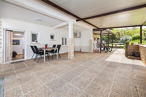 Apartments and Room Silvana