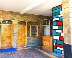 Goroomgo Lake View Mall Road Nainital