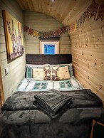 Emlyn's Coppice - Woodland Glamping