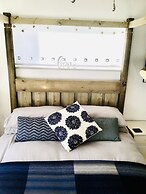 Seaside Escape at Looe Apartment