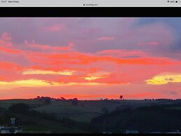 Seaside Escape at Looe Apartment