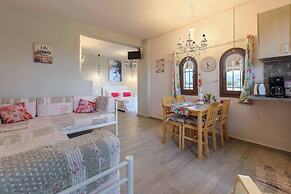 Bungalow Next TO THE Beach IN Malia