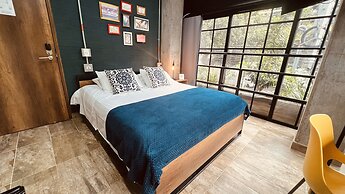 Manila Hotel Boutique