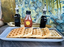 Manila Hotel Boutique