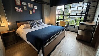 Manila Hotel Boutique