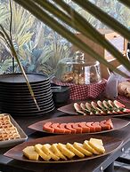 Manila Hotel Boutique