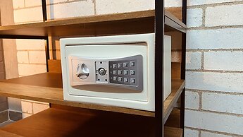 Manila Hotel Boutique