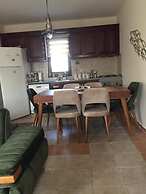 Beachside House in Gundogan