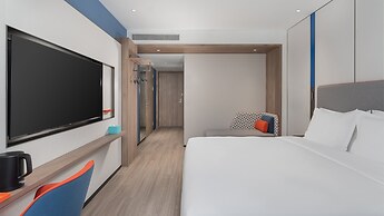 Holiday Inn Express Qingdao Shibei by IHG