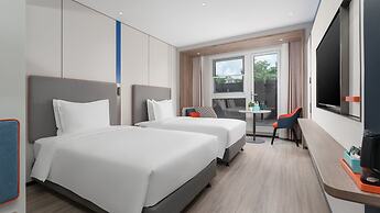 Holiday Inn Express Qingdao Shibei by IHG