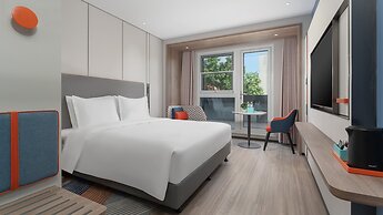 Holiday Inn Express Qingdao Shibei by IHG