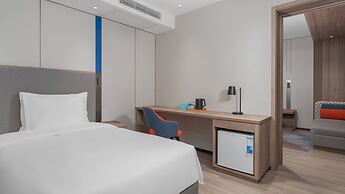 Holiday Inn Express Qingdao Shibei by IHG