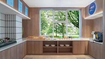 Holiday Inn Express Qingdao Shibei by IHG