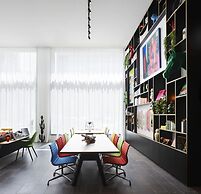 citizenM Los Angeles Downtown