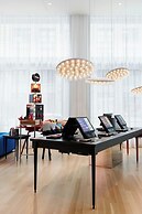 citizenM Los Angeles Downtown