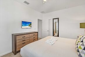 Stunning Lake View, Big Pool Area With CDC Standards #6bv507