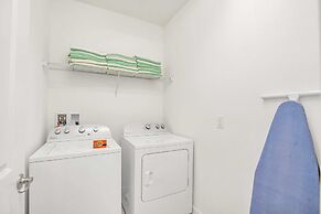 Stunning Lake View, Big Pool Area With CDC Standards #6bv507