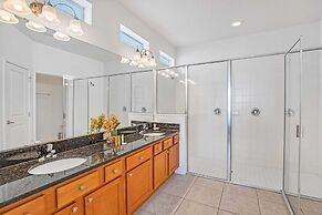 Stunning Lake View, Big Pool Area With CDC Standards #6bv507