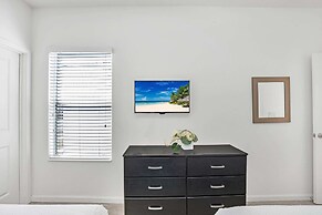 Stunning Lake View, Big Pool Area With CDC Standards #6bv507