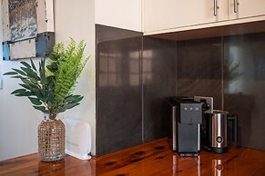 Hello House by Your Innkeeper Mudgee