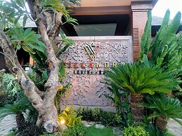 The Grand Villandra Resort