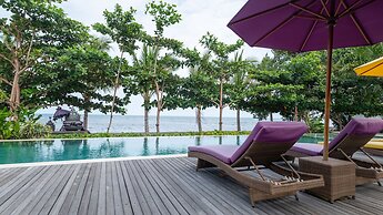 The Grand Villandra Resort