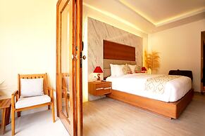 The Grand Villandra Resort